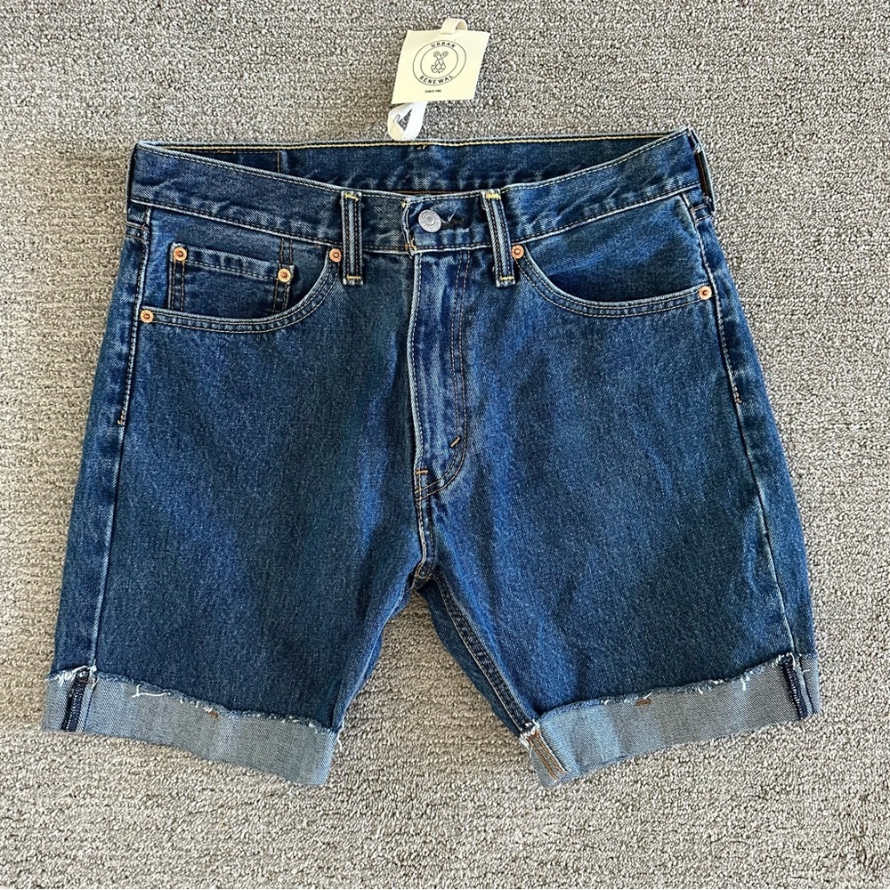 Urban Renewal Levi’s Cuffed Denim Shorts Size S (W32) Vintage Reworked High Rise